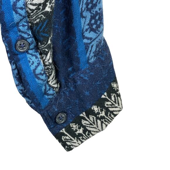 Nine West Lucy Top with 3/4 Length Roll Tab Sleeves (Poseidon) Size Medi… - Picture 6 of 9